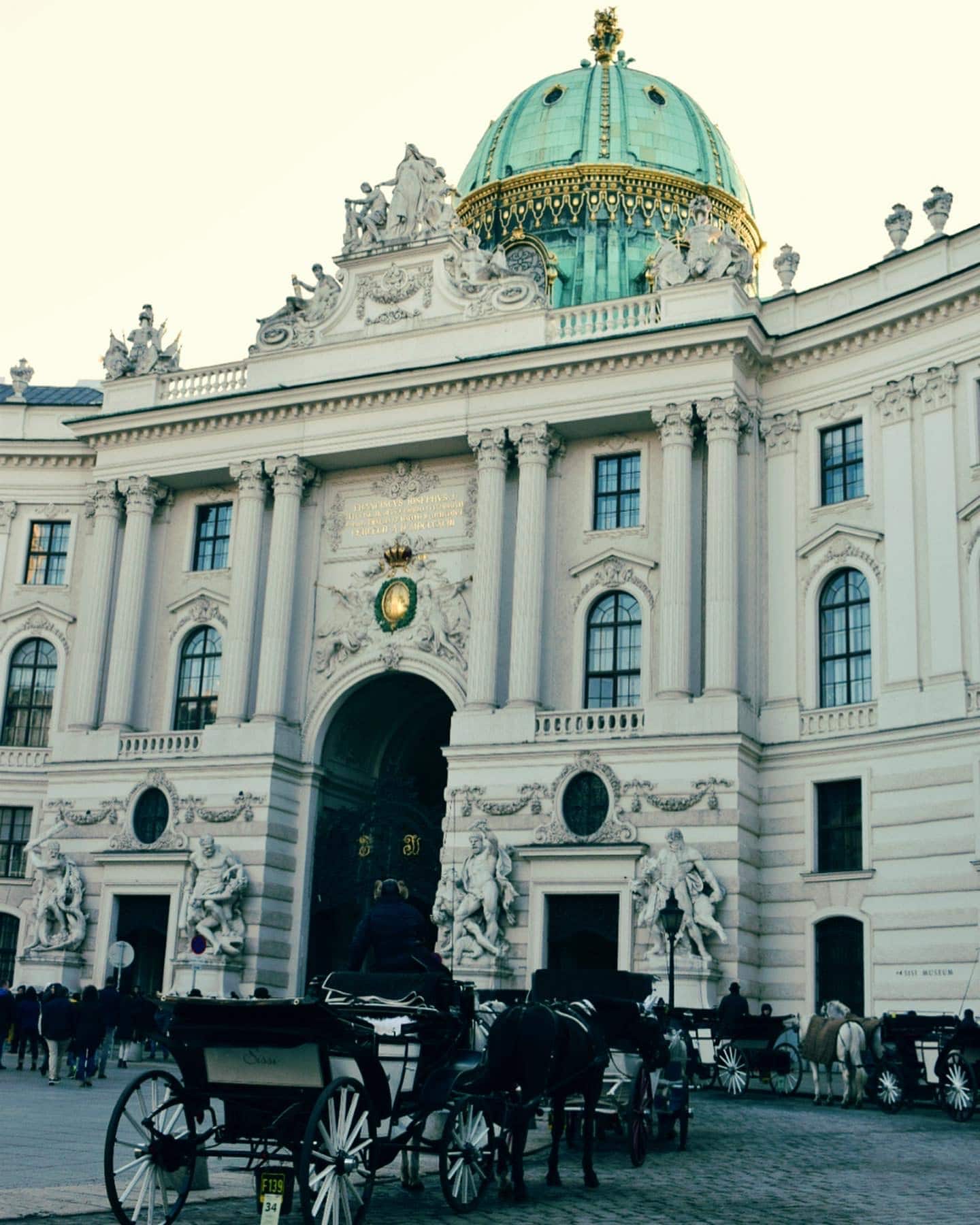 A short visit of old neighbors and new friends – Vienna here we come!