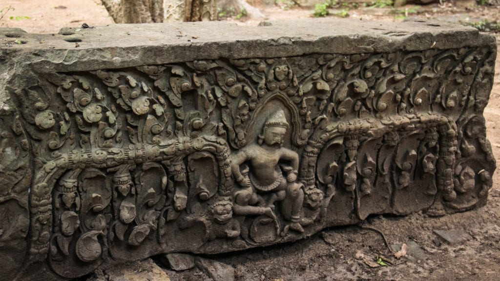 Angkor Wat Extra Chapter – The lost temple and local scam