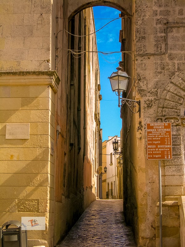 Otranto, gate of Piazza Basilica
